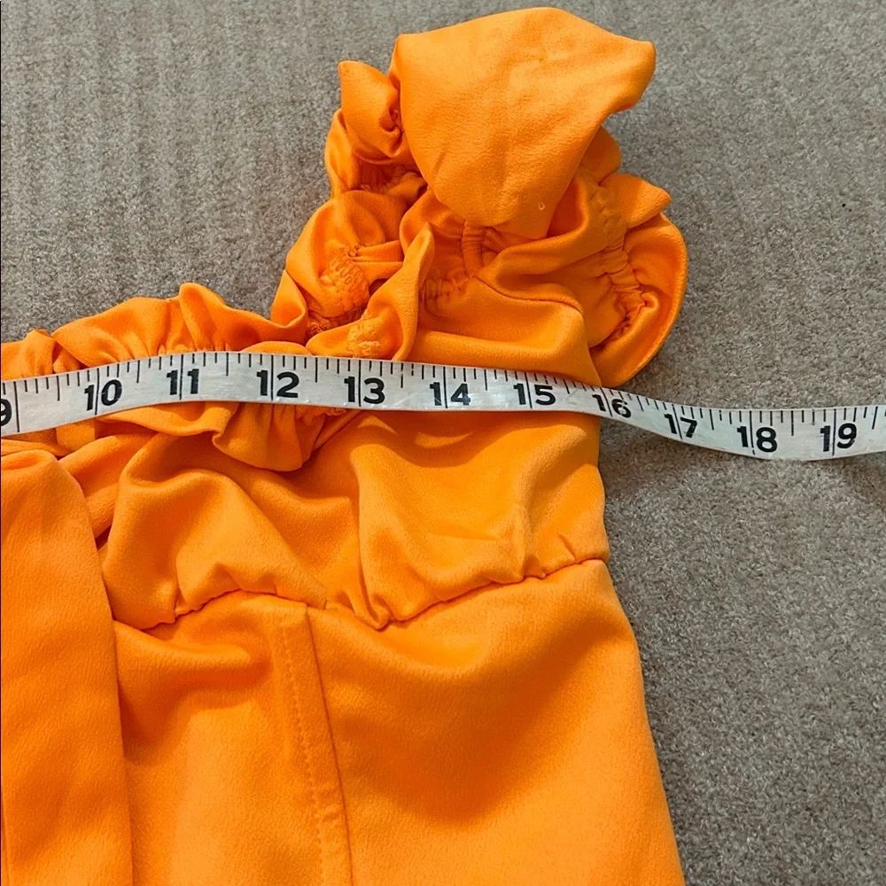 I.AM.GIA Naomi off-the-shoulder corset-style crop top in neon orange large - Picture 5 of 7